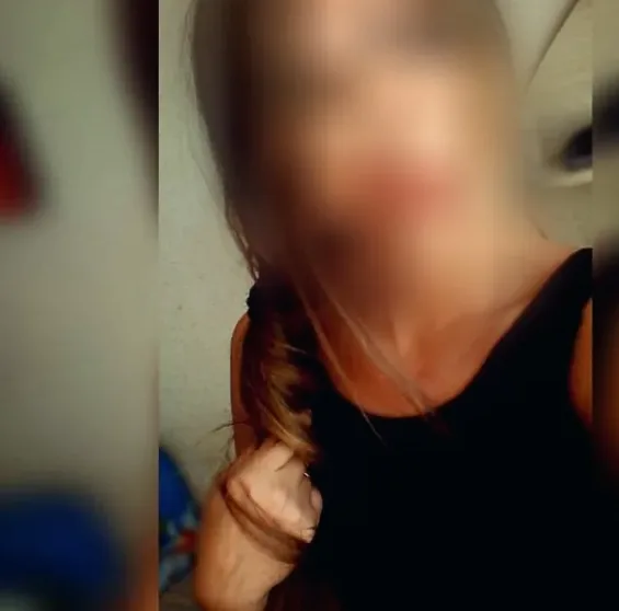 Helena, 32