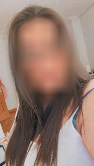 Helena, 29