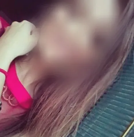 Helena, 32