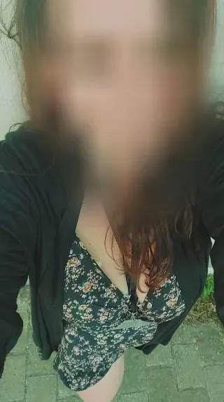 Lena, 30