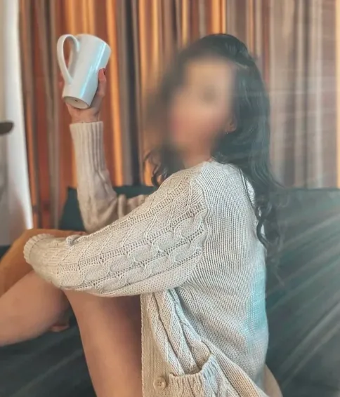 Leonie, 39