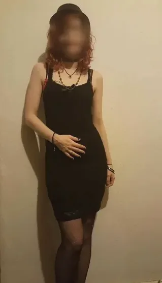 Nele, 35