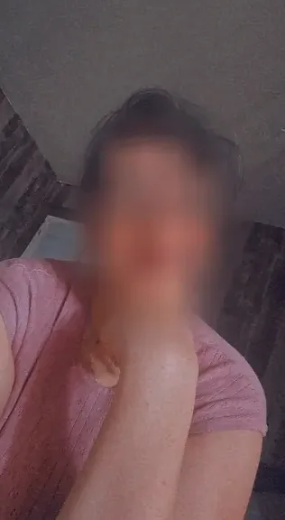 Rebecca, 27