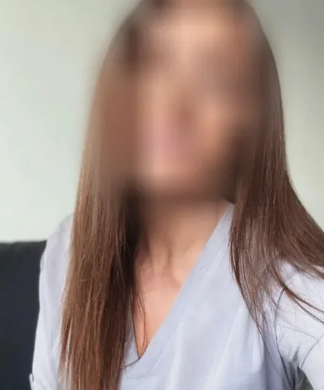 Sabrina, 31