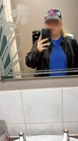 Saskia, 21